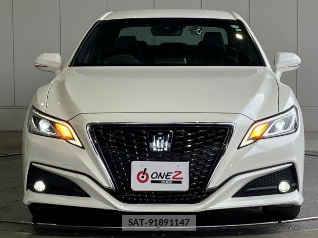 Toyota CROWN SEDAN 2019-11 8371550-24