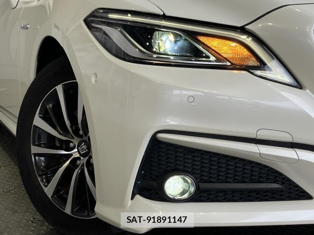 Toyota CROWN SEDAN 2019-11 8371550-2