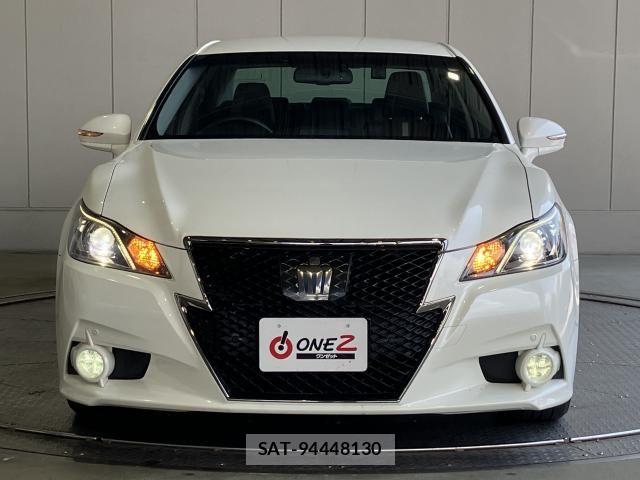 Toyota CROWN SEDAN 2015-09 8371551-24