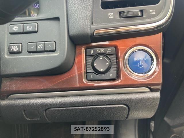 Toyota CROWN SEDAN 2014-05 8371553-15