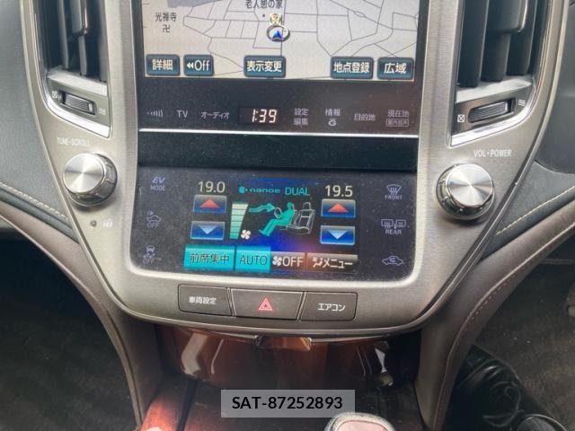 Toyota CROWN SEDAN 2014-05 8371553-23