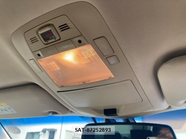 Toyota CROWN SEDAN 2014-05 8371553-25
