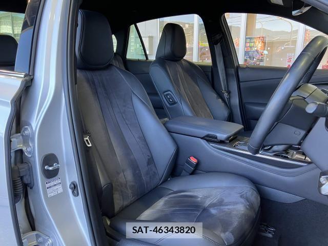 Toyota CROWN SEDAN 2021-02 8371548-18