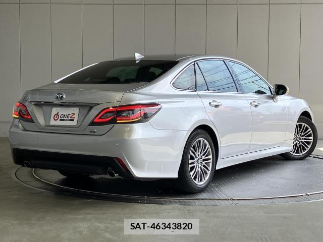Toyota CROWN SEDAN 2021-02 8371548-26
