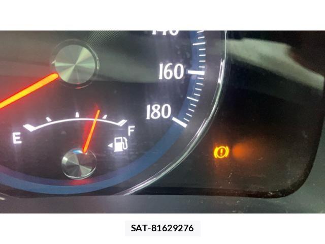 Toyota CROWN SEDAN 2013-10 8411814-11
