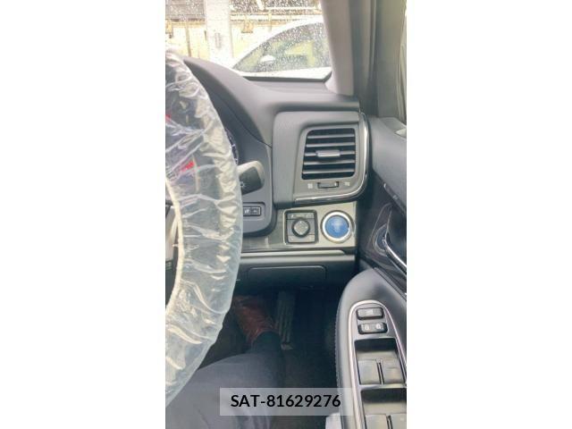 Toyota CROWN SEDAN 2013-10 8411814-15