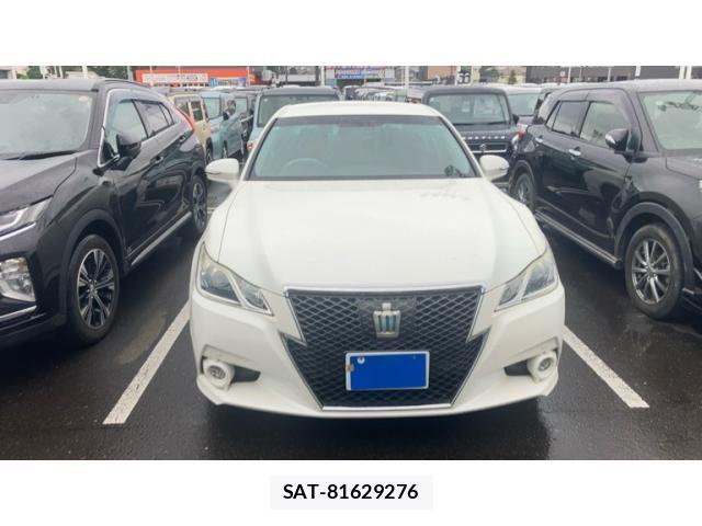 Toyota CROWN SEDAN 2013-10 8411814-1