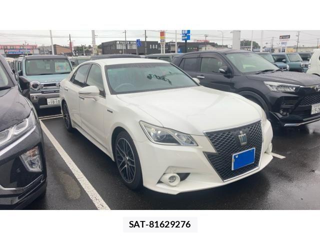 Toyota CROWN SEDAN 2013-10 8411814-2