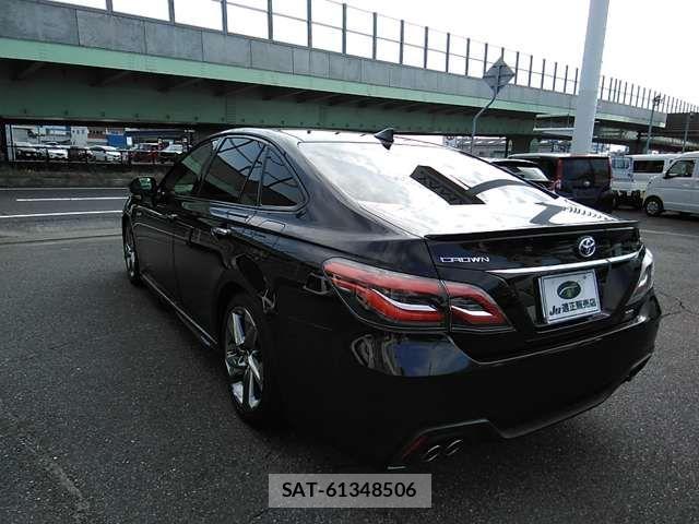 Toyota CROWN SEDAN 2018-09 8411791-9