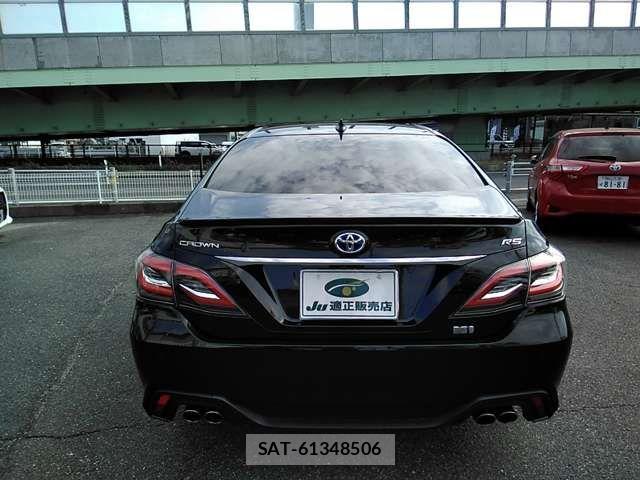 Toyota CROWN SEDAN 2018-09 8411791-8