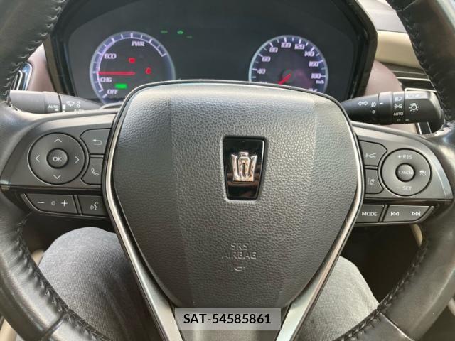 Toyota CROWN SEDAN 2019-01 8411802-14