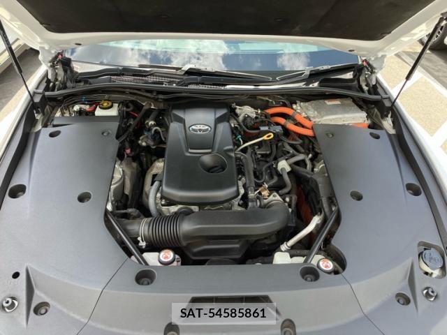 Toyota CROWN SEDAN 2019-01 8411802-25