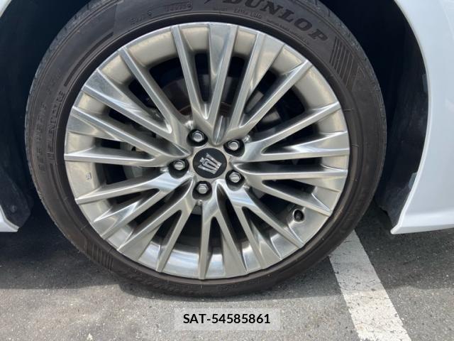 Toyota CROWN SEDAN 2019-01 8411802-2