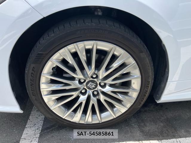 Toyota CROWN SEDAN 2019-01 8411802-8