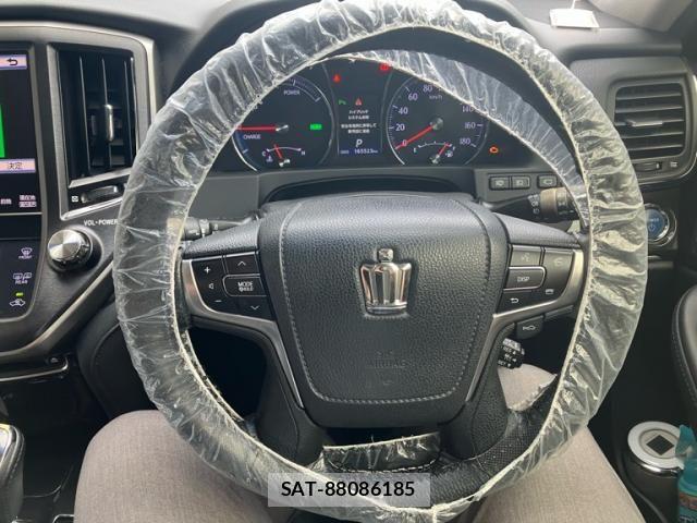 Toyota CROWN SEDAN 2013-03 8411816-9