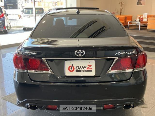 Toyota CROWN SEDAN 2015-06 8411798-12