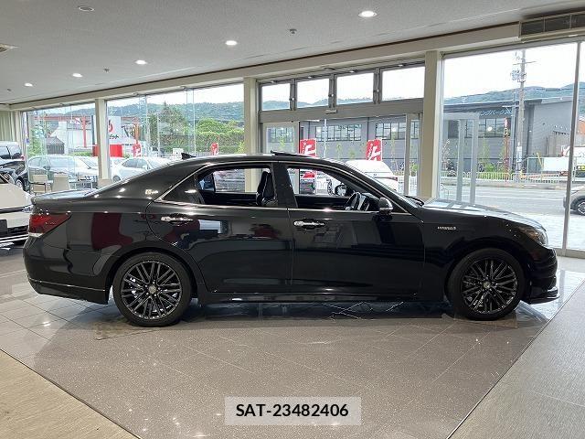 Toyota CROWN SEDAN 2015-06 8411798-13
