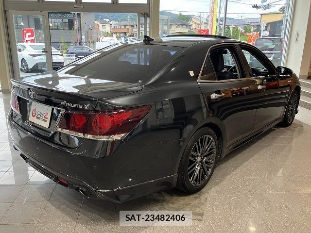 Toyota CROWN SEDAN 2015-06 8411798-2