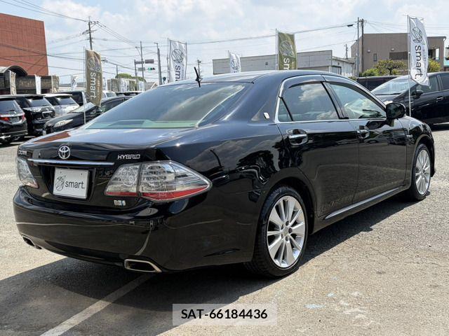 Toyota CROWN SEDAN 2009-04 8411818-9