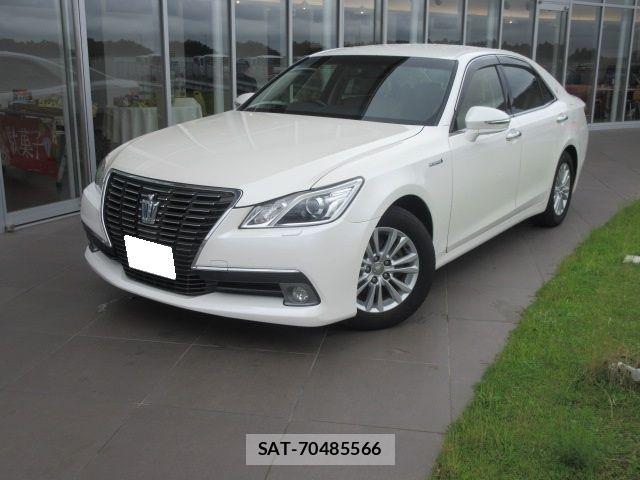 Toyota CROWN SEDAN 2014-03 8411805-0