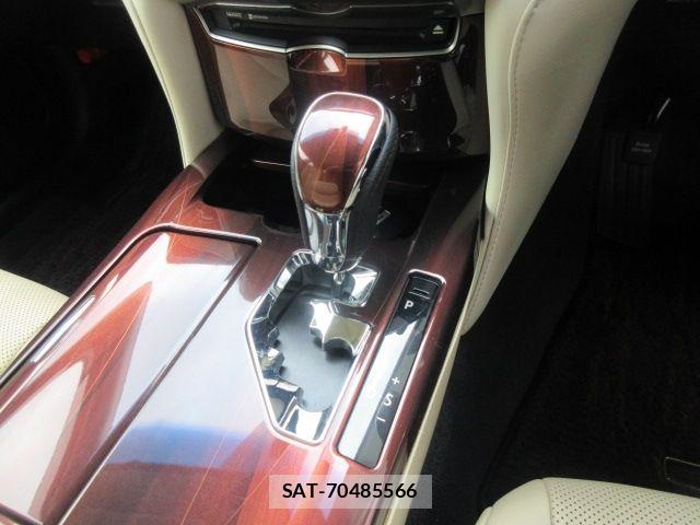 Toyota CROWN SEDAN 2014-03 8411805-15