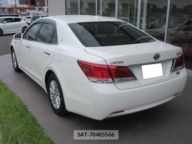 Toyota CROWN SEDAN 2014-03 8411805-4