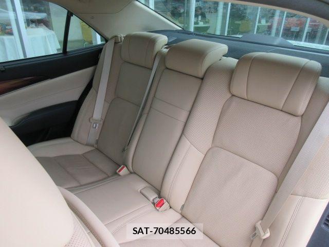 Toyota CROWN SEDAN 2014-03 8411805-6
