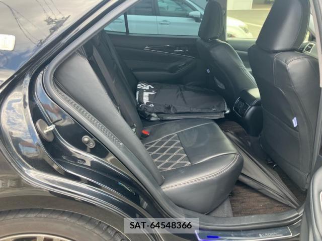 Toyota CROWN SEDAN 2015-12 8411804-10