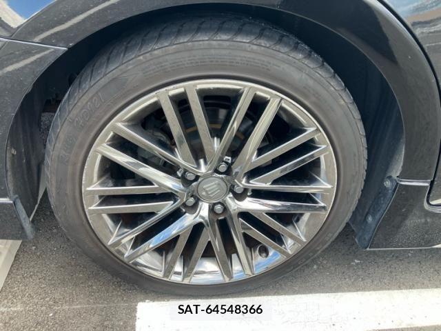 Toyota CROWN SEDAN 2015-12 8411804-5