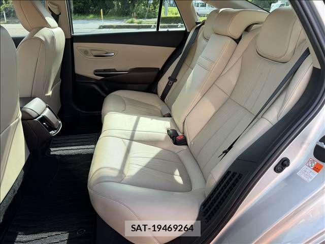 Toyota CROWN SEDAN 2019-08 8411803-9
