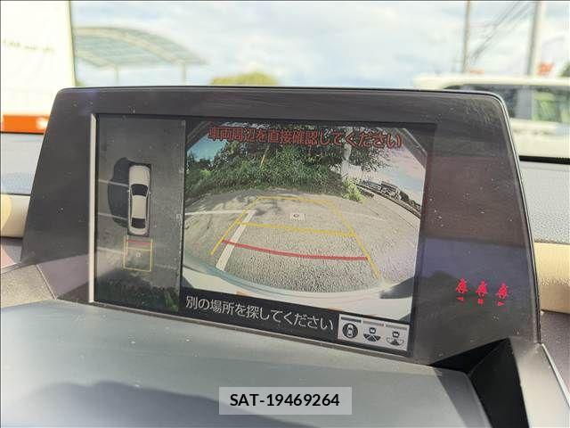 Toyota CROWN SEDAN 2019-08 8411803-11
