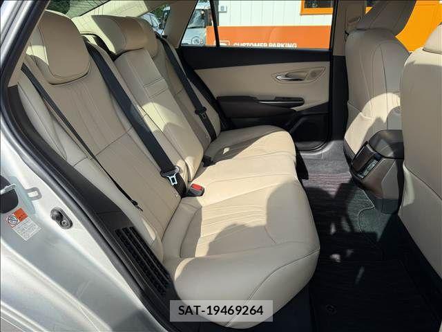 Toyota CROWN SEDAN 2019-08 8411803-25