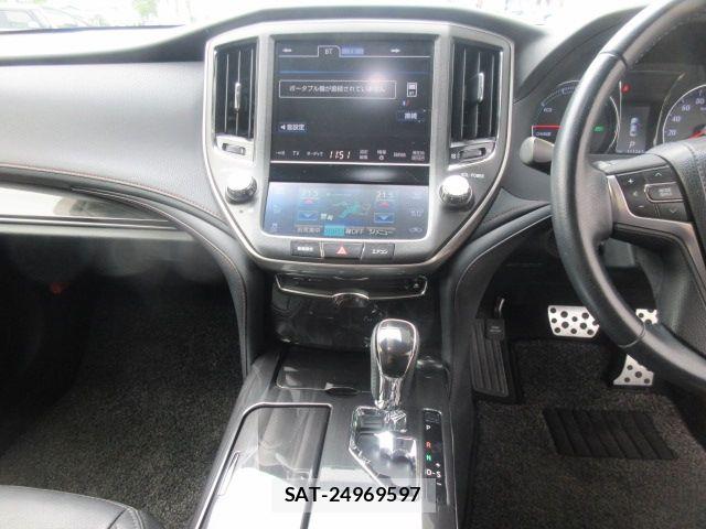 Toyota CROWN SEDAN 2014-03 8411807-11