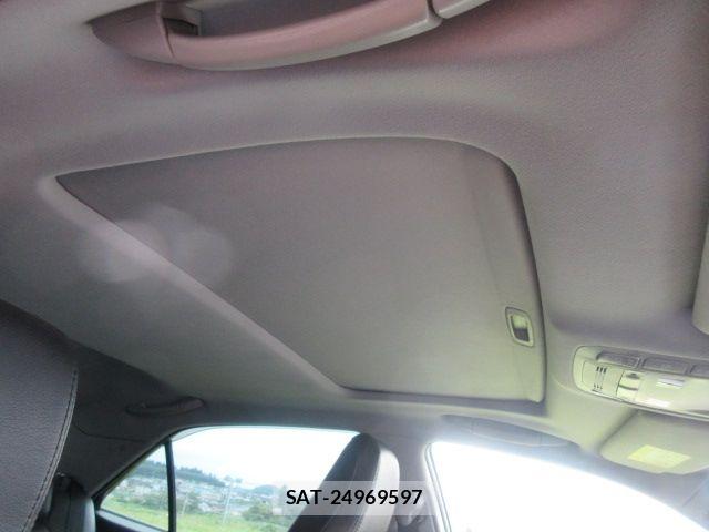Toyota CROWN SEDAN 2014-03 8411807-19