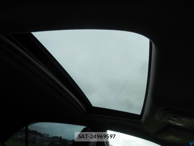 Toyota CROWN SEDAN 2014-03 8411807-20
