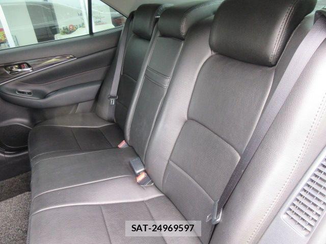 Toyota CROWN SEDAN 2014-03 8411807-6