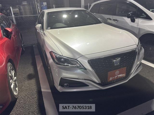 Toyota CROWN SEDAN 2021-01 8411796-0