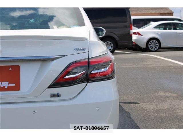 Toyota CROWN SEDAN 2019-07 8411793-12