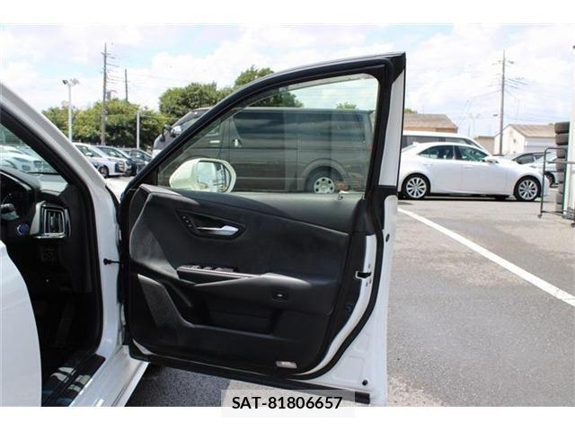 Toyota CROWN SEDAN 2019-07 8411793-17
