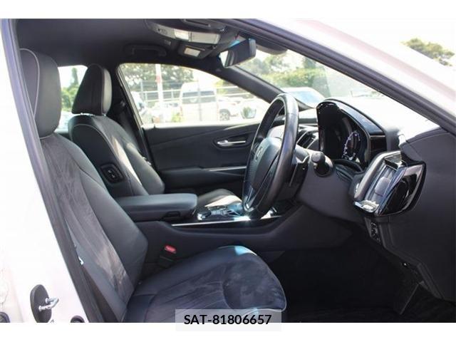 Toyota CROWN SEDAN 2019-07 8411793-18