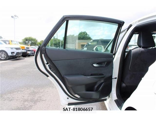 Toyota CROWN SEDAN 2019-07 8411793-25