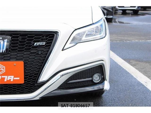 Toyota CROWN SEDAN 2019-07 8411793-4