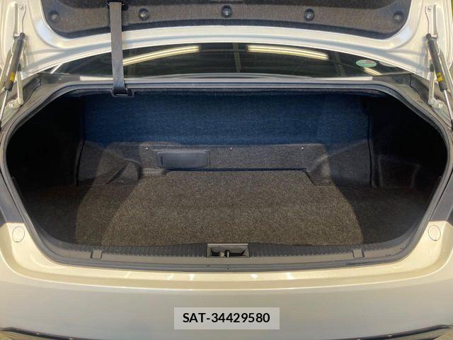 Toyota CROWN SEDAN 2015-02 8438029-9