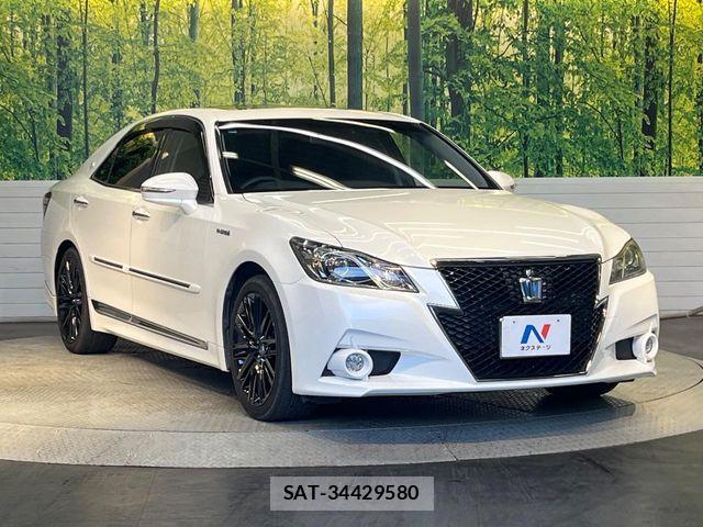 Toyota CROWN SEDAN 2015-02 8438029-15