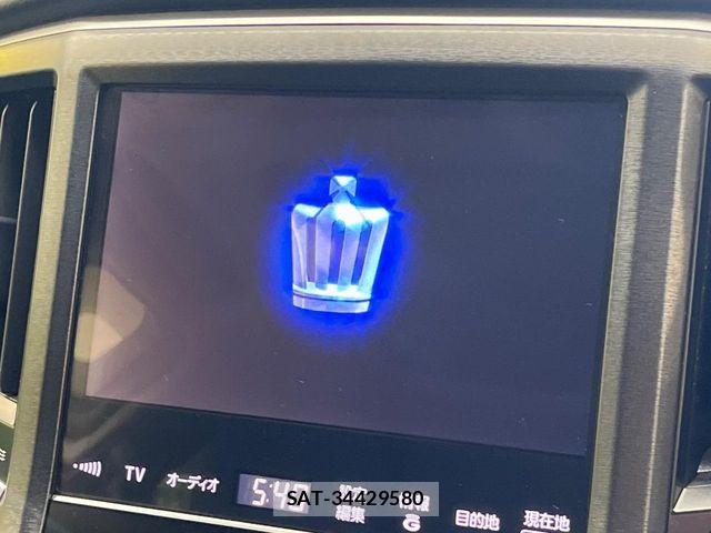 Toyota CROWN SEDAN 2015-02 8438029-3