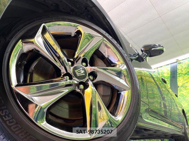 Toyota CROWN SEDAN 2018-07 8438026-12
