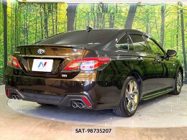Toyota CROWN SEDAN 2018-07 8438026-16