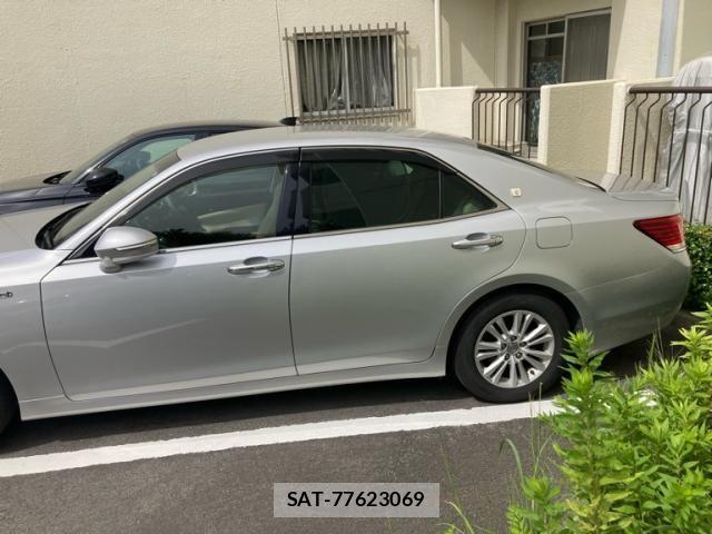 Toyota CROWN SEDAN 2013-08 8438031-9
