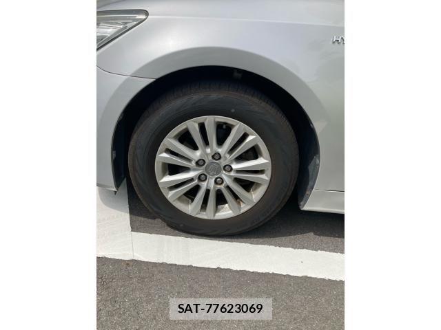 Toyota CROWN SEDAN 2013-08 8438031-3