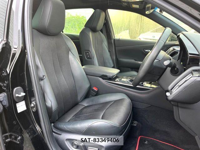 Toyota CROWN SEDAN 2020-09 8438027-9